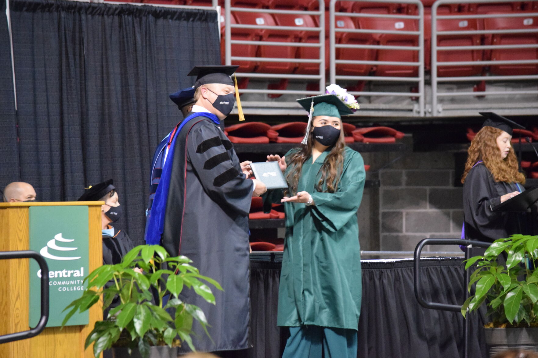 Cassandra Zetino receives diploma